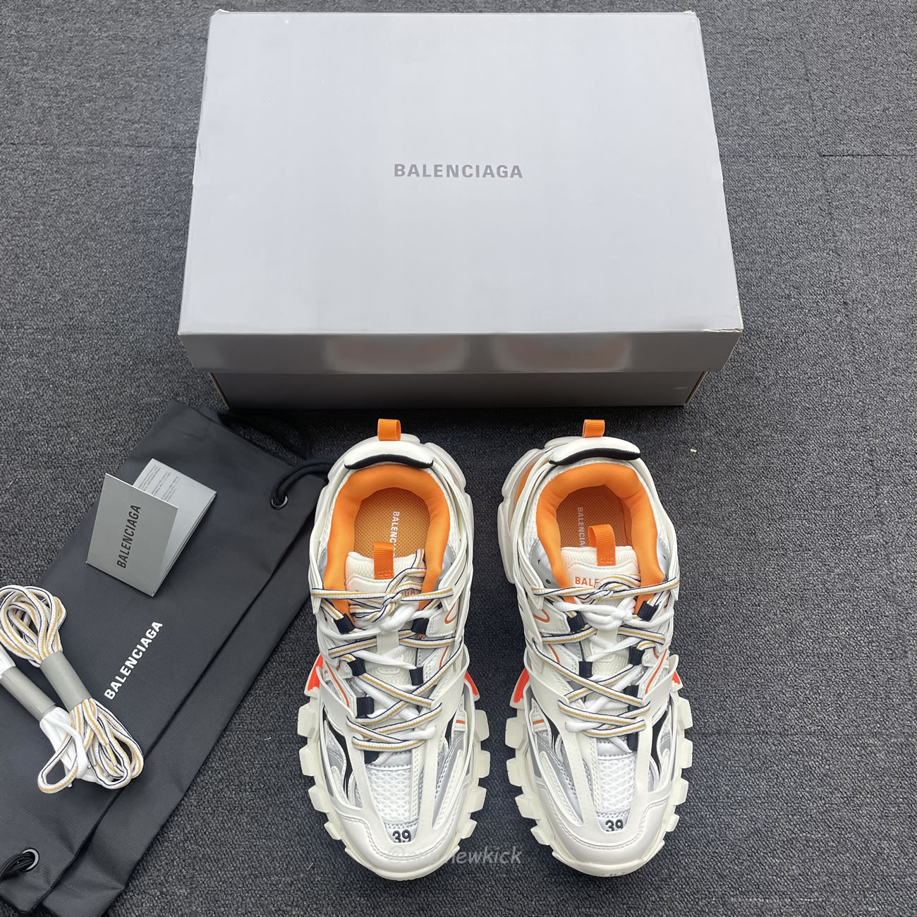 Balenciaga Track White Orange Womens 542436 W1gb1 9059 (8) - newkick.vip